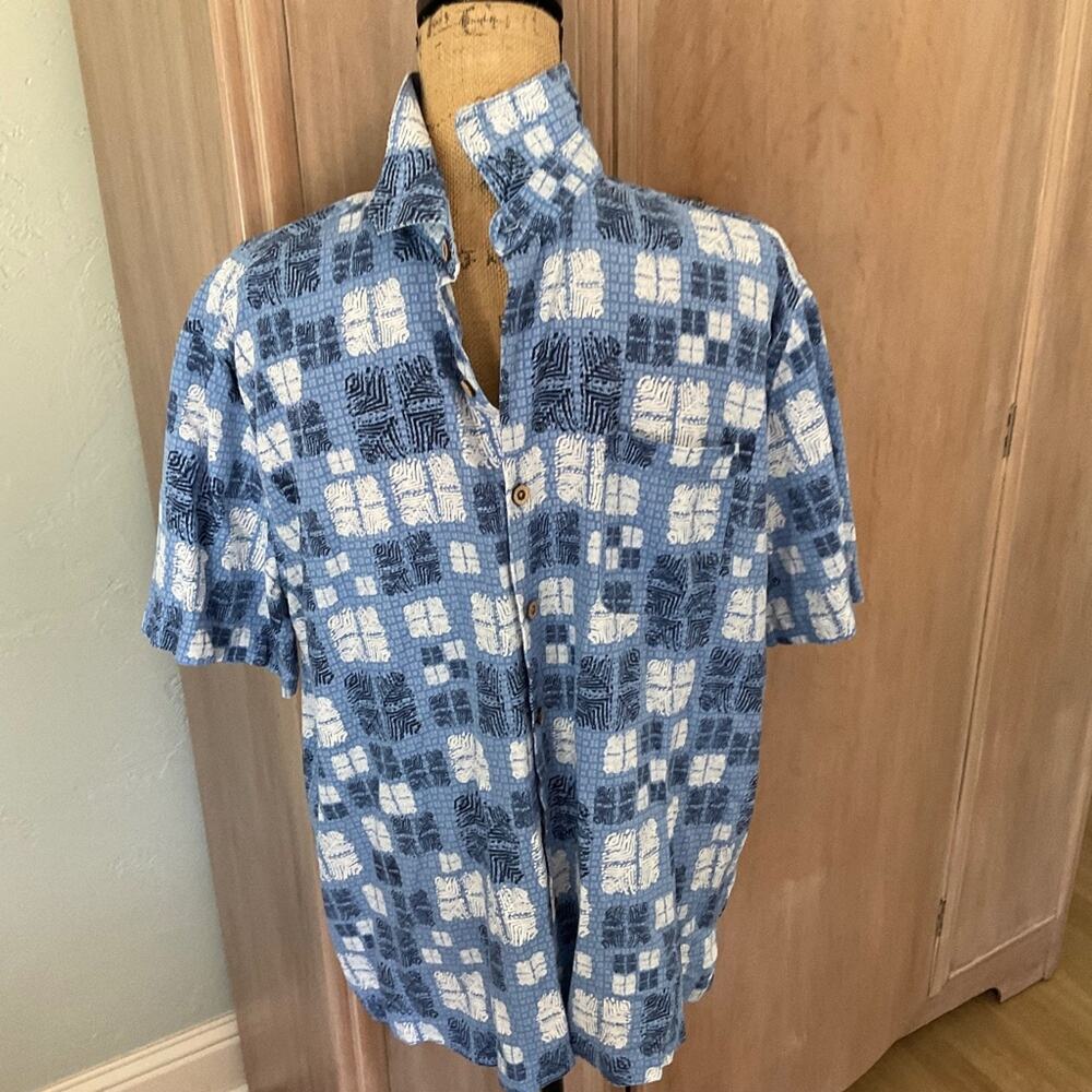 Nat Nast Button Blue 70% Silk 30%Cotton Camp Shirt Sz L Hawaiian geometric